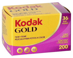Película negativo color: 1 Kodak Gold        200 135/36